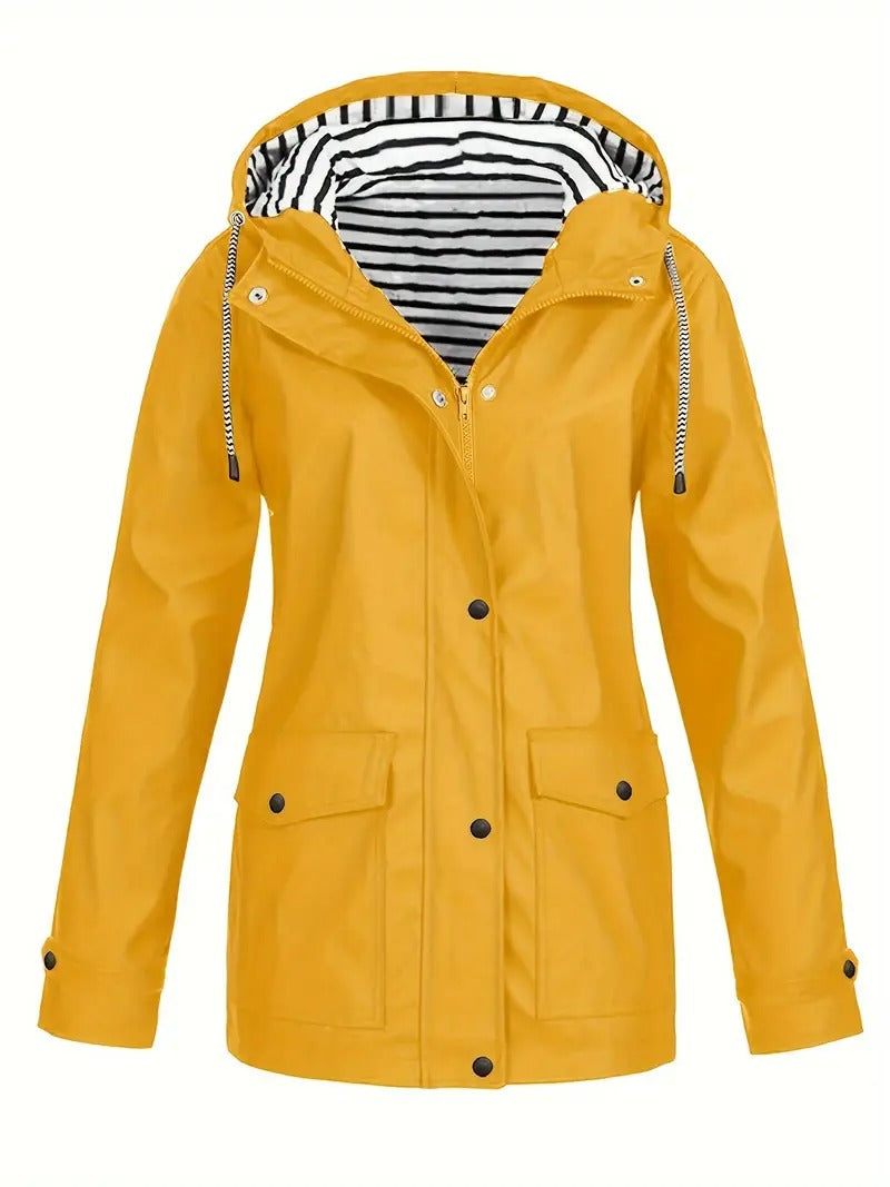 Maryam / Trendy Raincoat