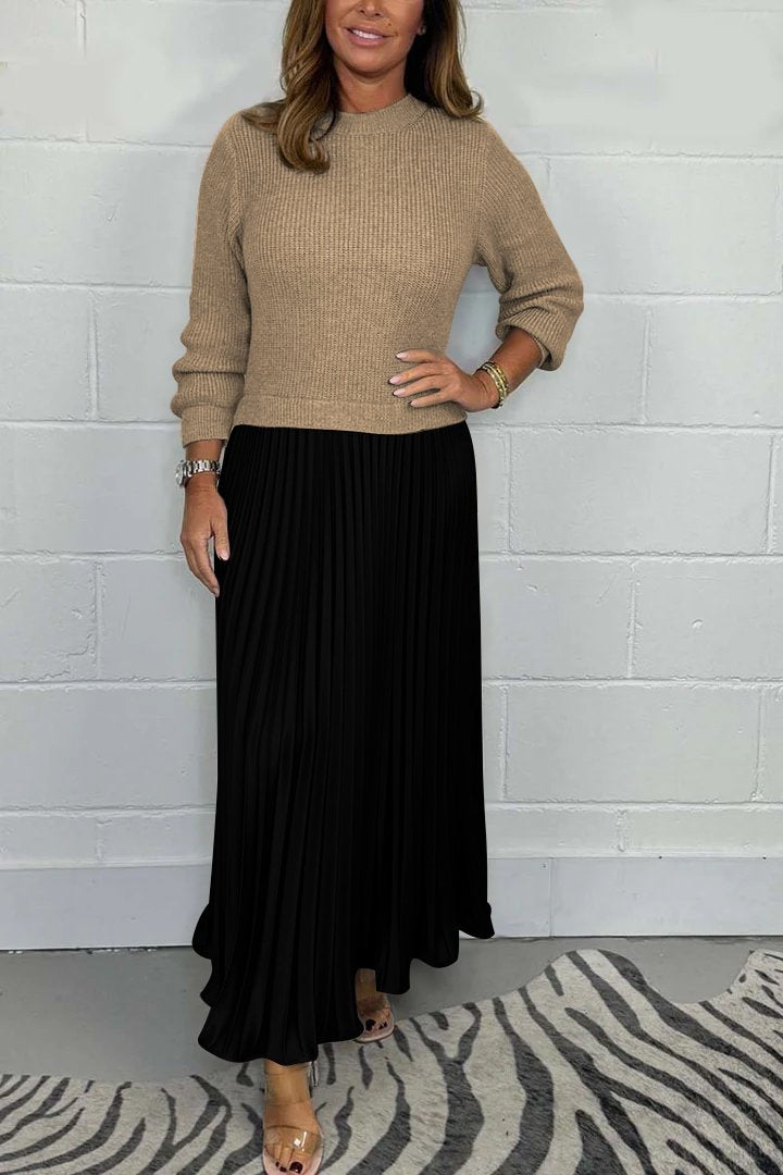 Tanni |  Long Sweater with Pleated Skirt