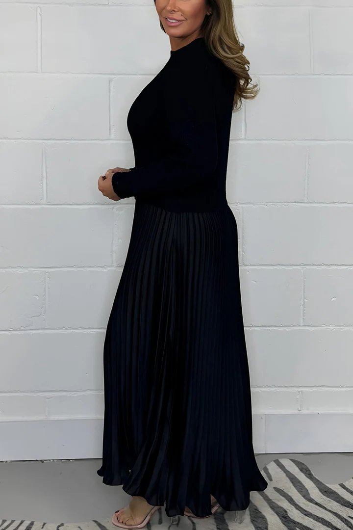 Tanni |  Long Sweater with Pleated Skirt